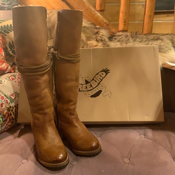 AMAZING EPIC NEW FREEBIRD COGNAC ICELAND W/SHEARLING - Picture 5 of 14